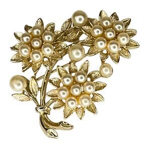 Lisner Gold Brooch Pin Flower Faux Pearl2.5" Sunflowers Bouquet Cluster Vintage